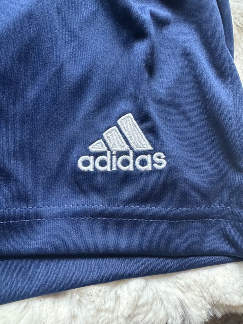 Adidas Women’s Navy Workout Soccer Shorts Size Medium NWT - Picture 5 of 5